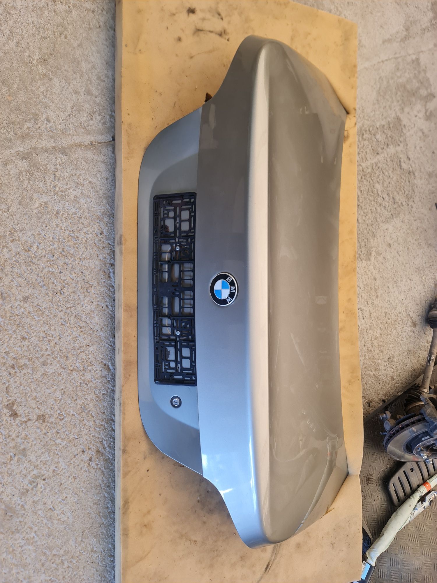 Drzwi prawe klapa bagaznika bmw e60 . Olivin metallic 349/6