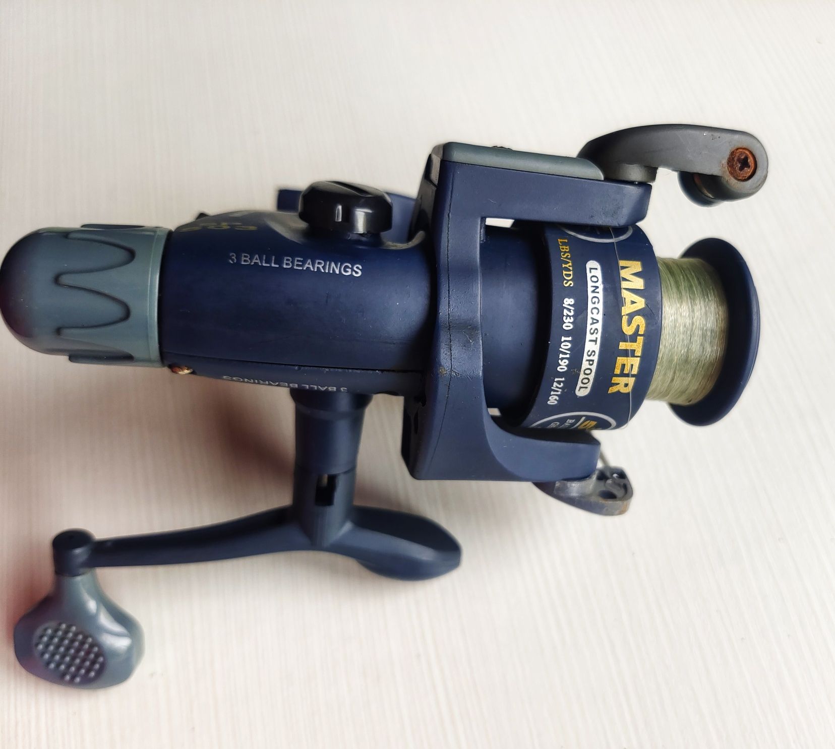Kołowrotek wędkarski Master Sp 503 + spławik