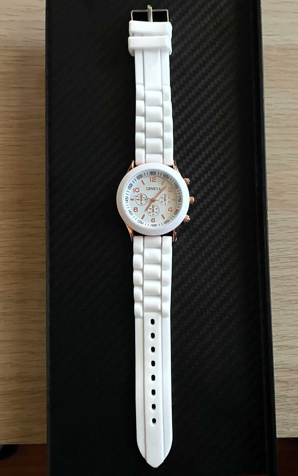 Zegarek damski DEYROS biało-złoty