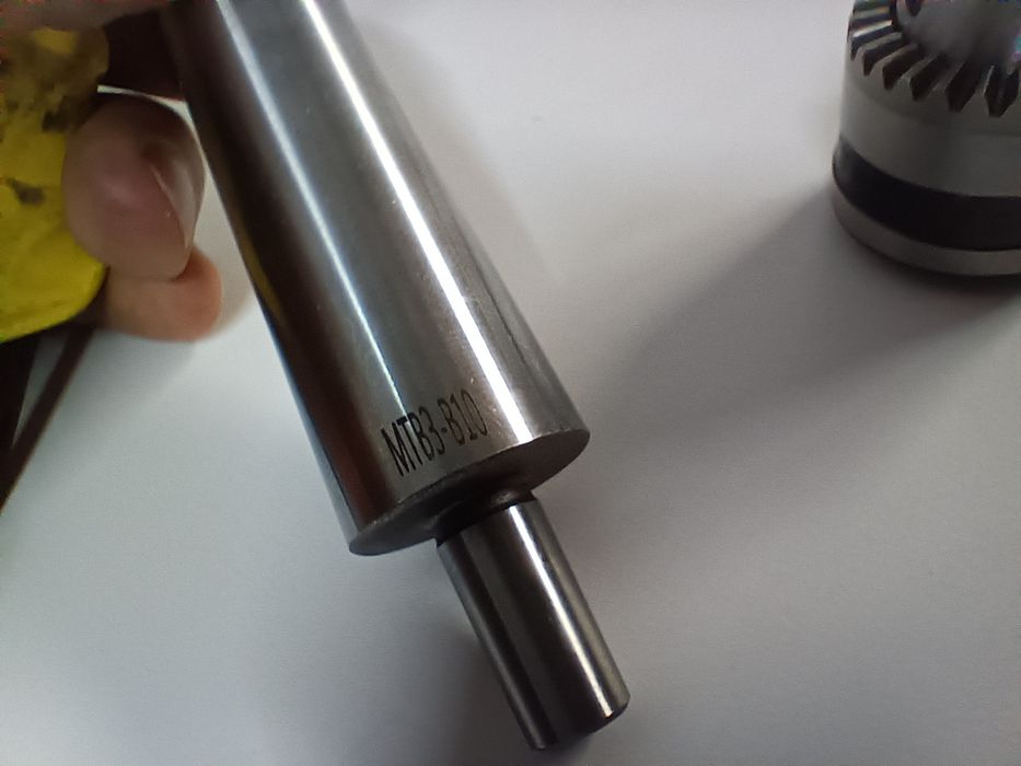 Uchwyt wiertarski 0.6-6 mm+ kluczyk