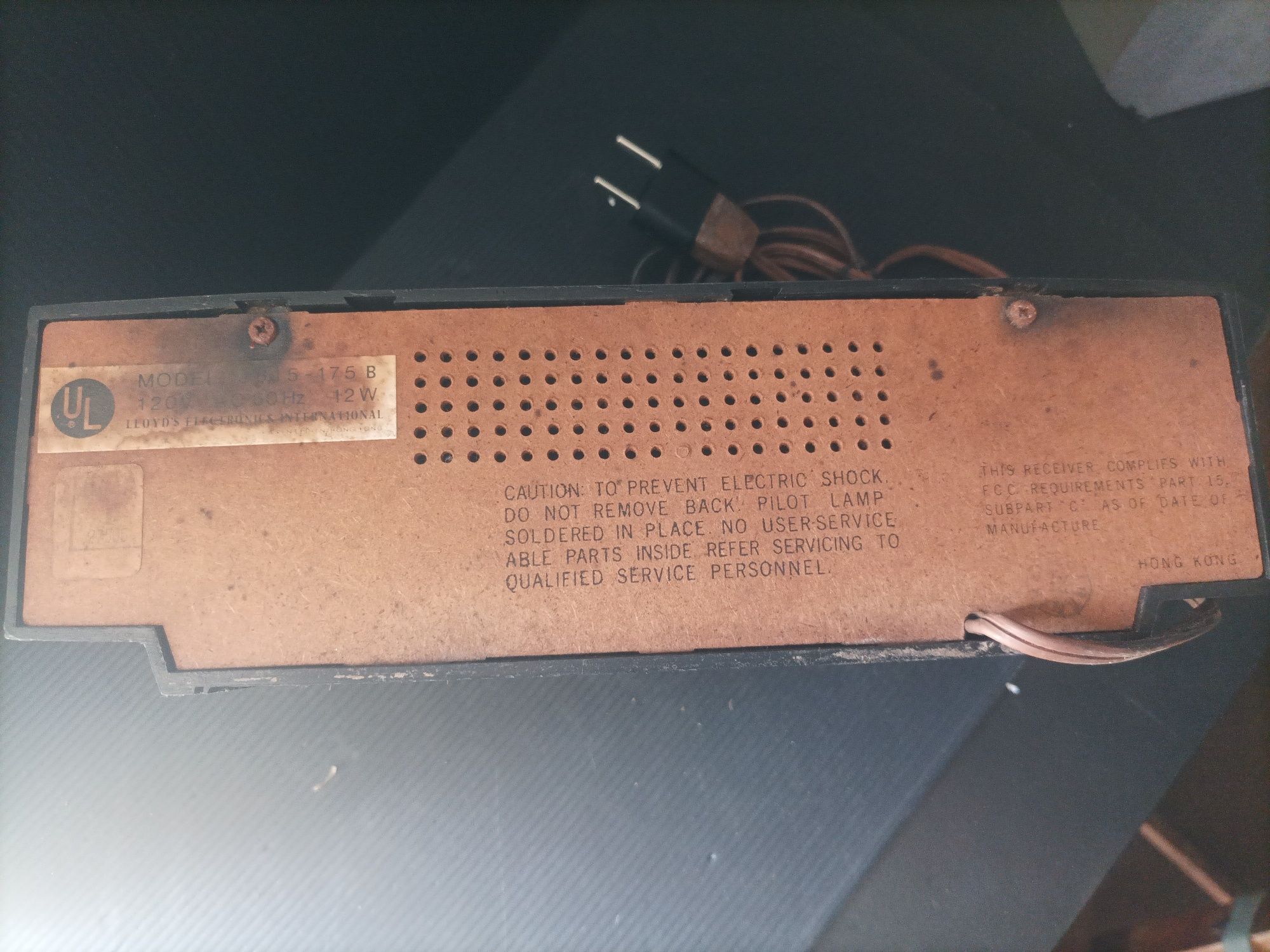 Rádio relógio vintage Lloyds mod. J615-175B