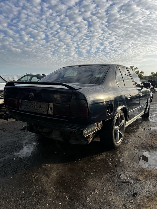 Разбор BMW E34 Е32 m60b40 m60b30 m30b35 m50