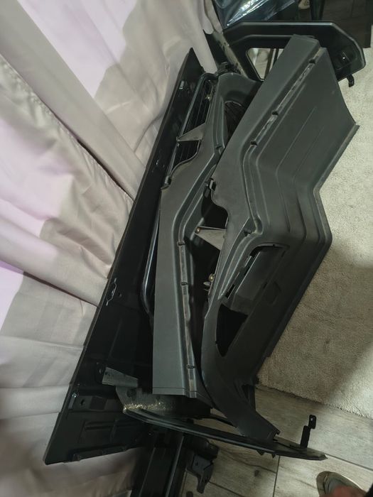 Bancos + acabamentos OPEL CORSA E 2017