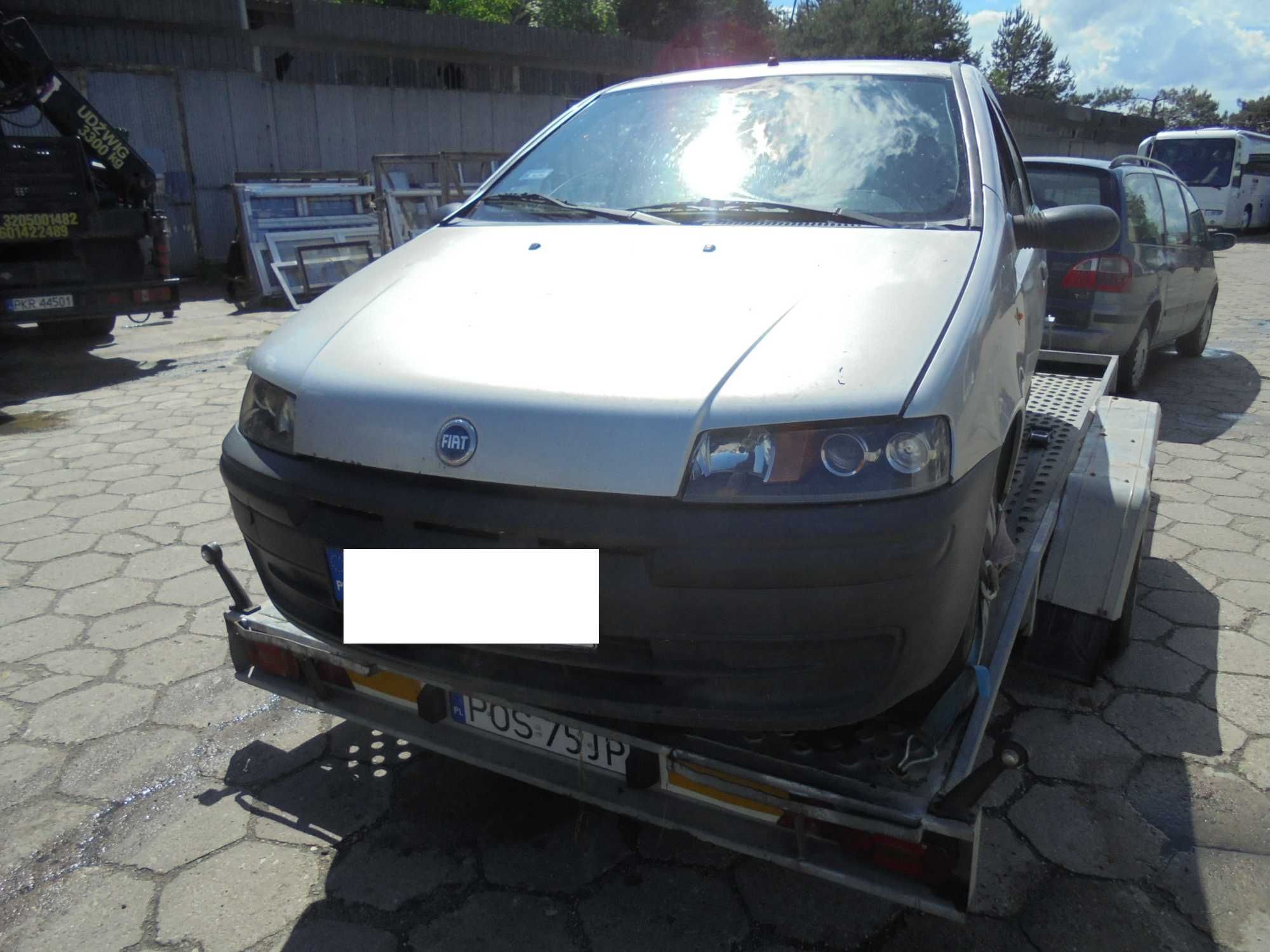 Fiat Punto II przed lift klapa tylna kompletna kolor srebrny