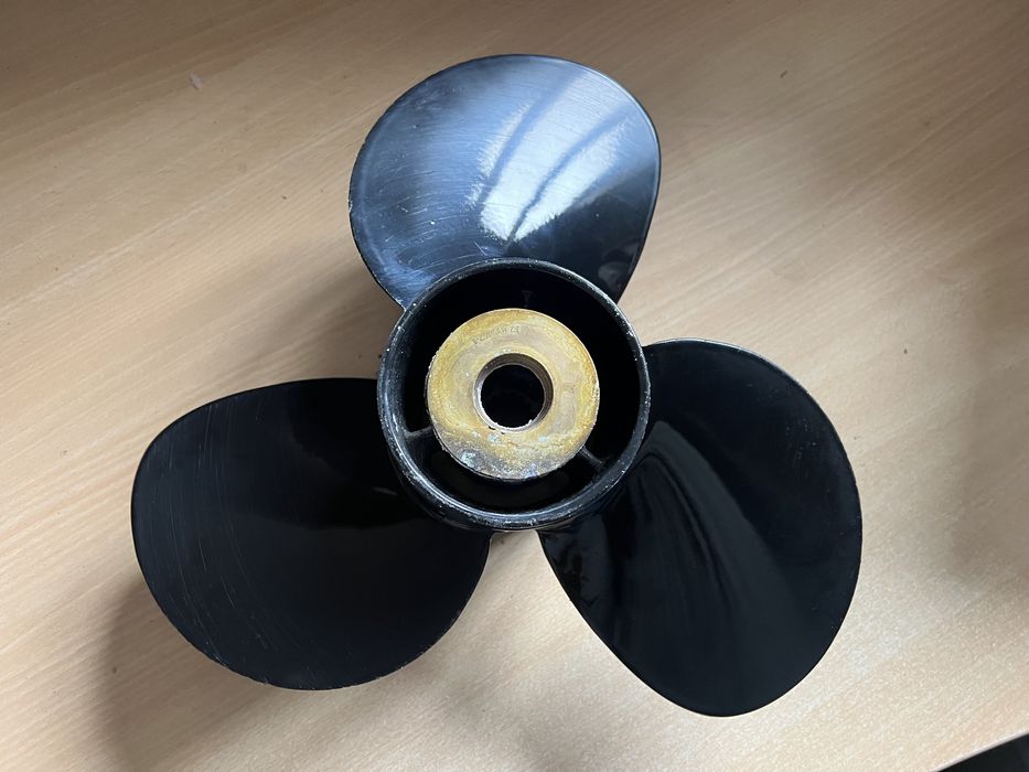 Śruba napędowa Mercury Black max 854342a45 10p