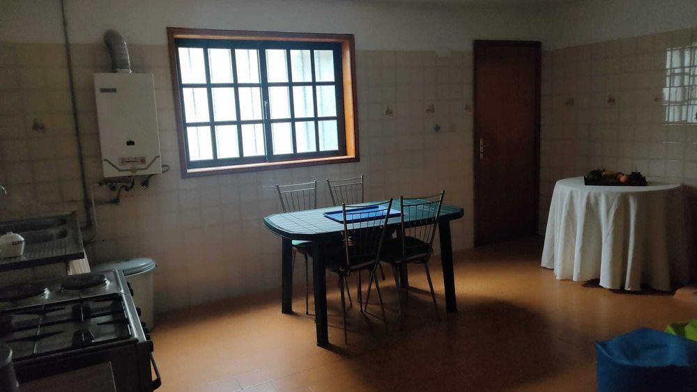 Mesa e 4 cadeiras