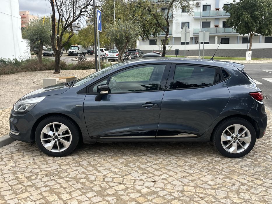 Renault clio como novo
