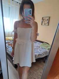 Biała sukienka hiszpanka