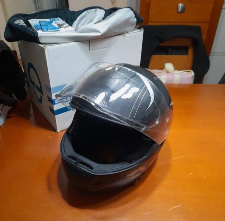 Schuberth C3 modular XL