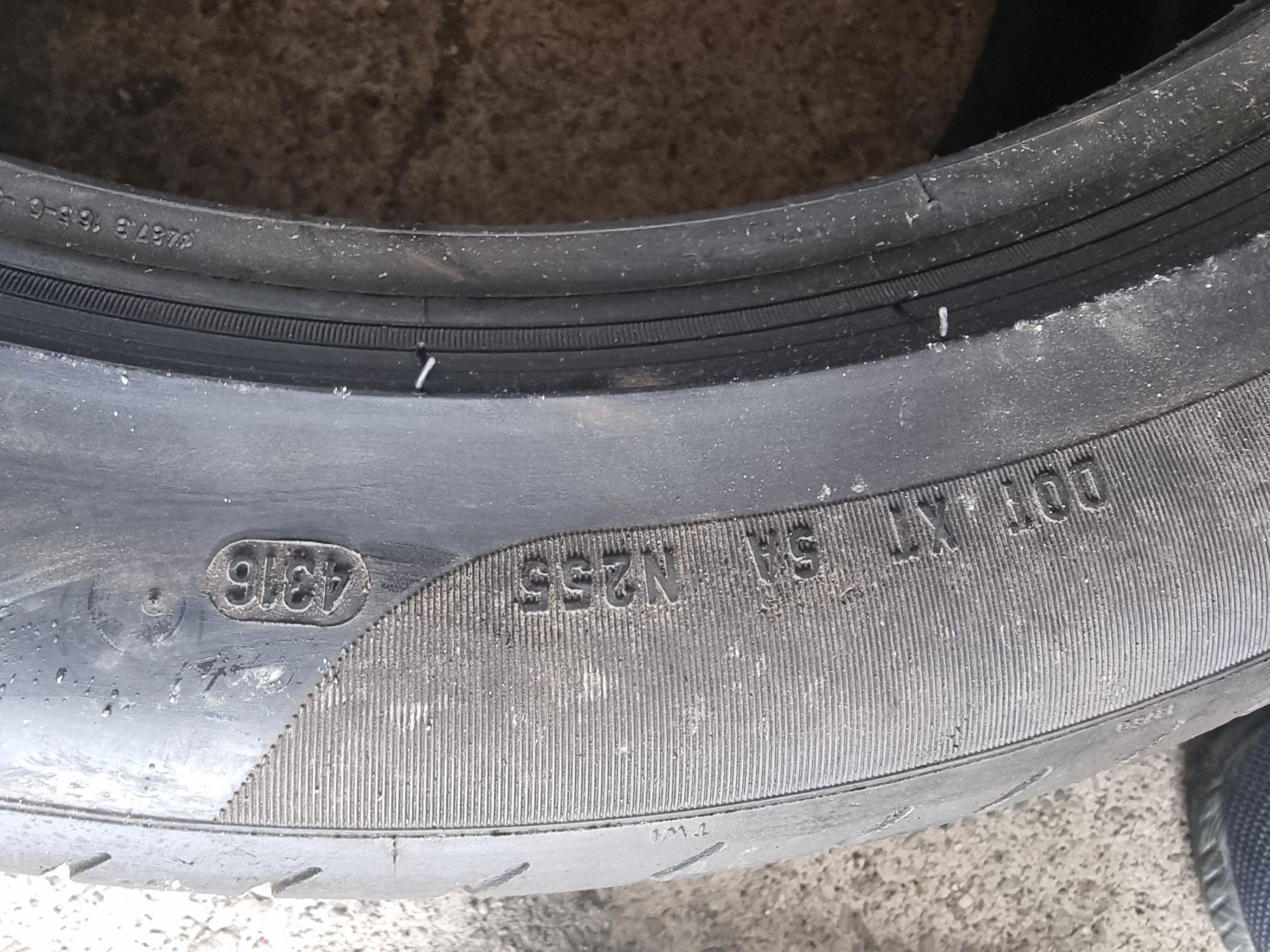 Opony letnie 255/45r19 Pirelli P Zero  CENA ZA KOMPLET