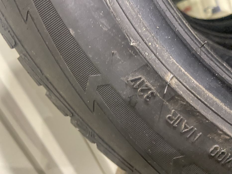 Резина зима Good Year 225/55/17