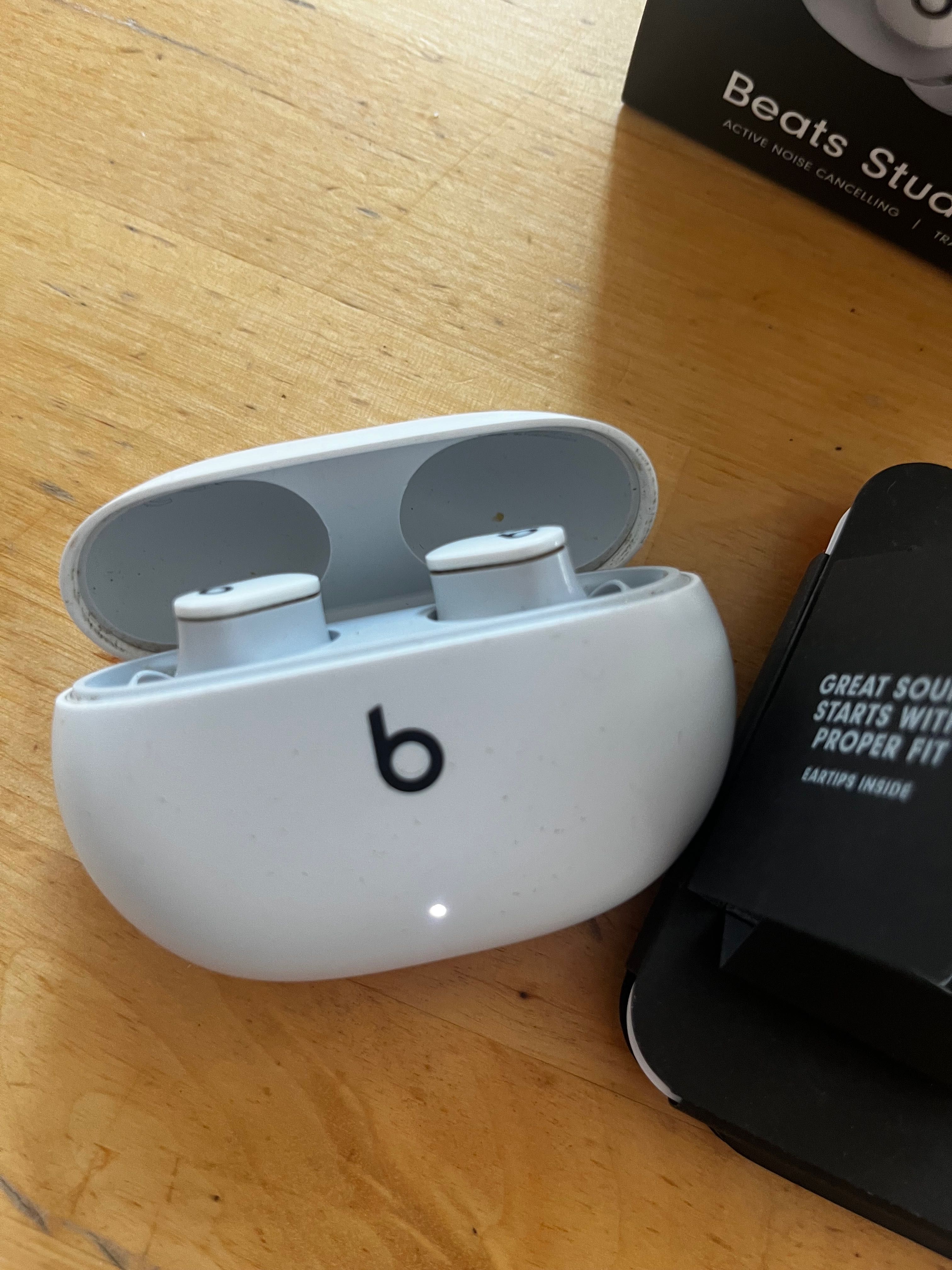 Beats Studio Buds