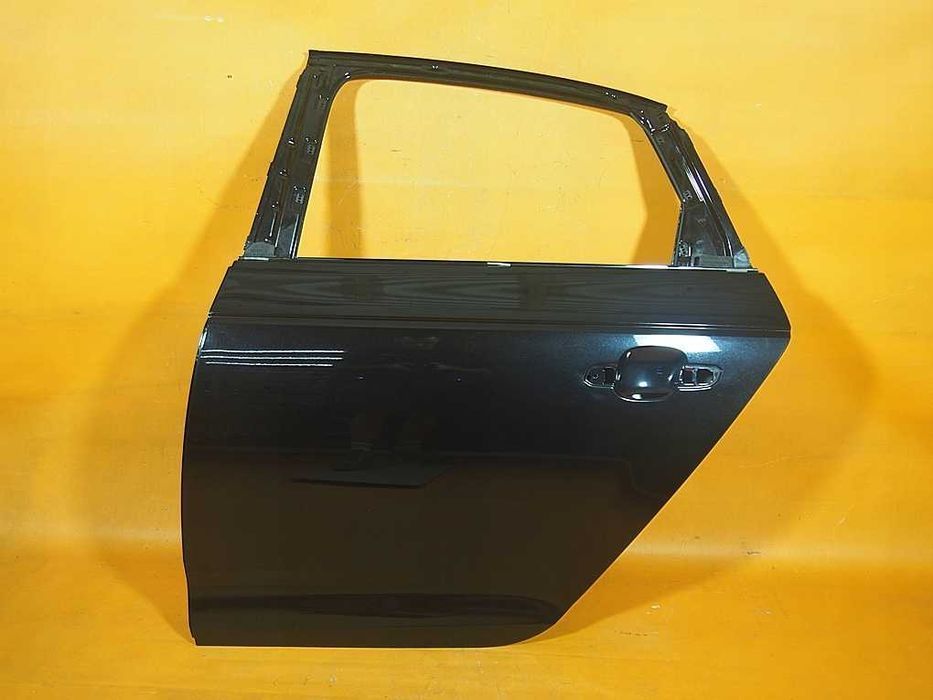 Дверь правая левая Audi A4 B9 рест дорест S-line разборка запчасти