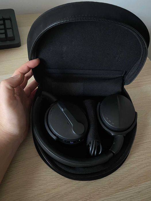 Sennheiser Adapt 560