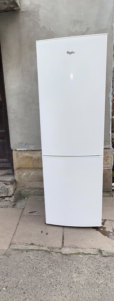 Холодильник Whirlpool привезений з Німеччини. WBE 34172 W
