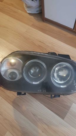 Vw Golf 4 IV lampy przednie komplet.