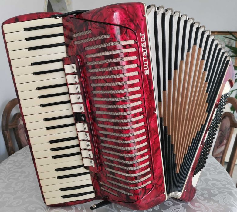 Akordeon Buttstadt 140 (nie Weltmeister, nie Hohner)