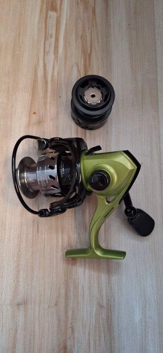 Kołowrotek Jaxon Cayman CRI200