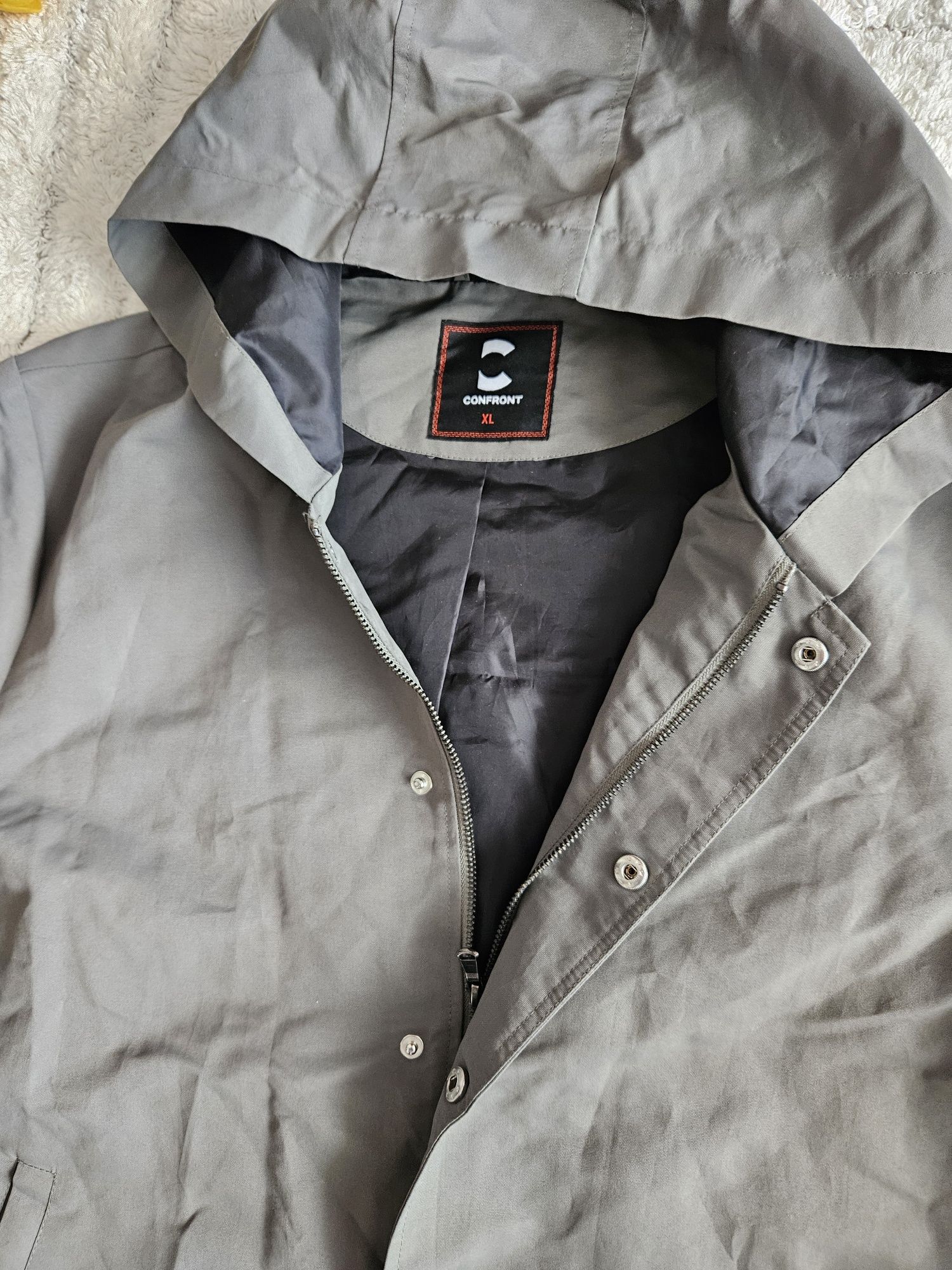 Lekka męska kurtka wiatrówka khaki confront XL