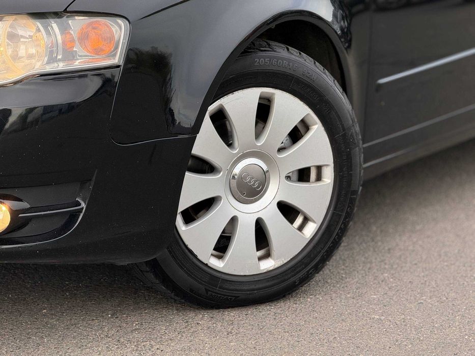AvtoReal Audi A4 B7 2005