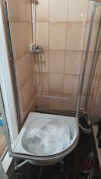 Продам Душову кабіну. Душова кабіна 80х80 см