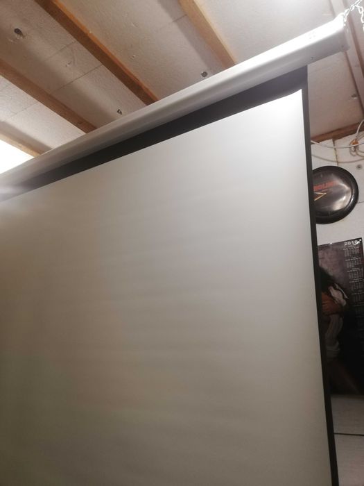 Ekran projekcyjny AVTEK elektryczny 205cm NOWY
