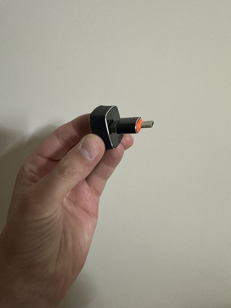 Bezprzewodowy AppleCarrPlay