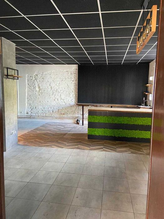 Приміщення на оренду. Центр. Трафік