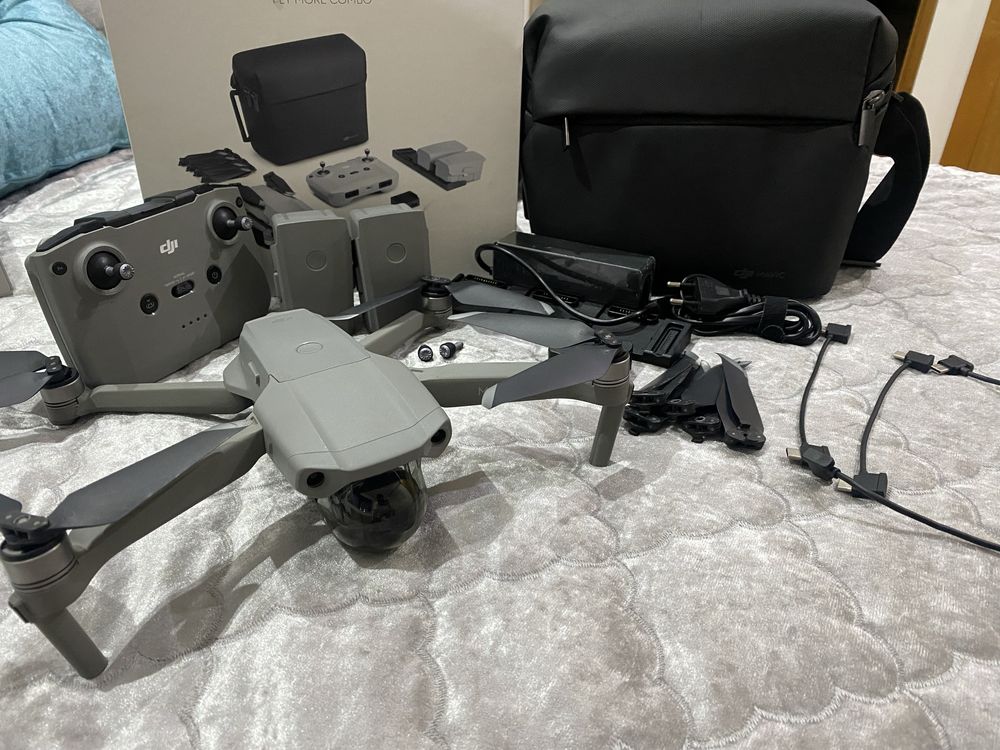 Mavic Air 2 Fly More Combo