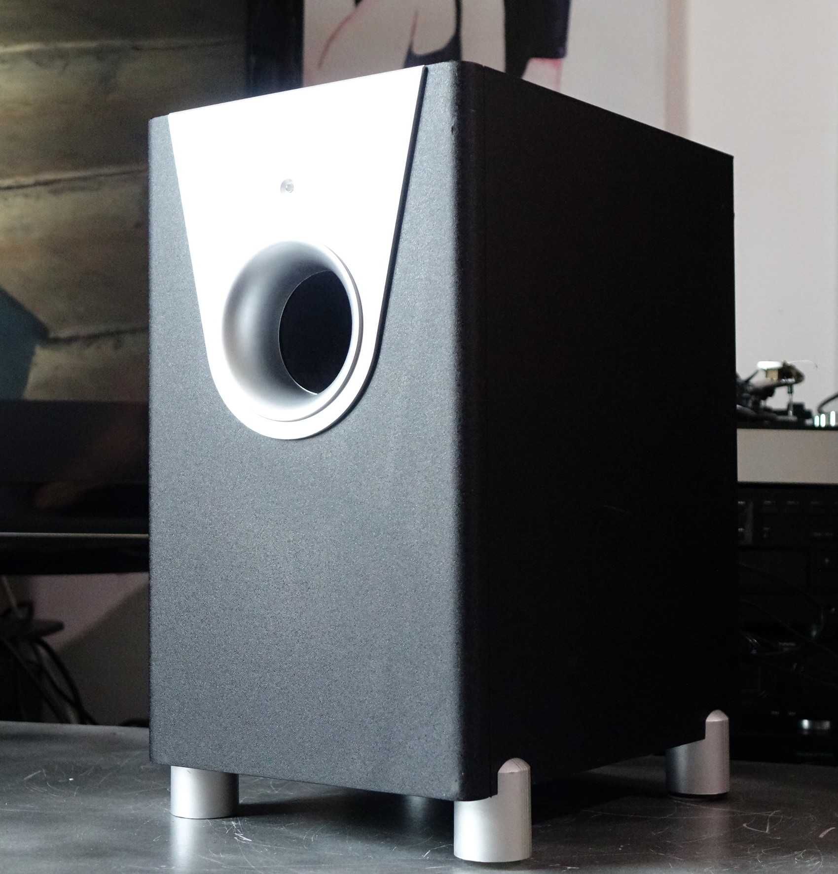 Subwoofer aktywny QUADRAL