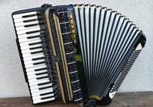 Akordeon Hohner Atlantic III 120 basów - świetny stan !