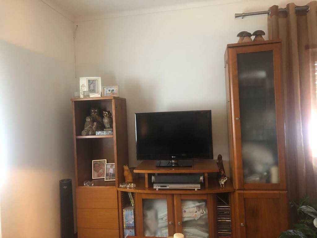 Móvel de sala como novo