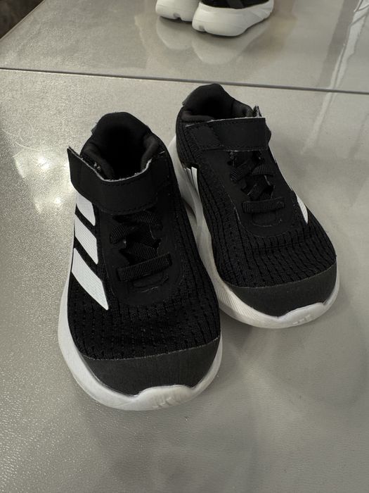 Кросівки Adidas
