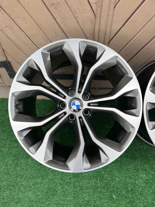 Оригінальні диски R20 BMW X5 F15 X6 F16 E70 451 style