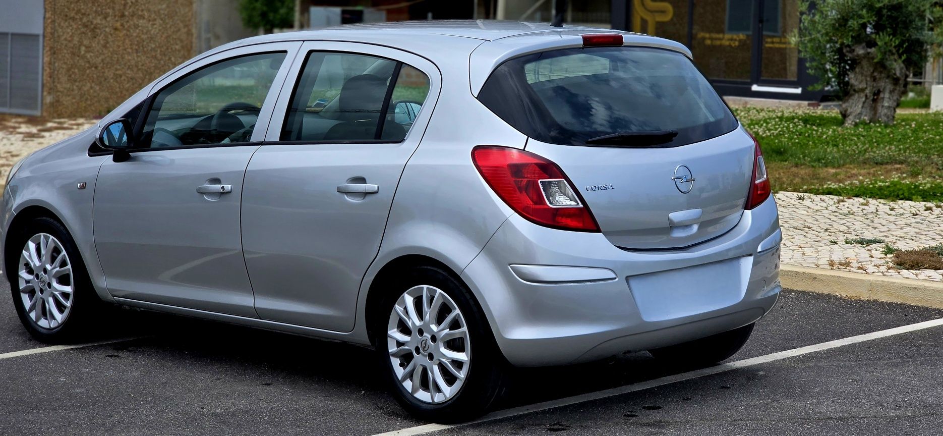 Opel corsa  1.2 49 mil kms
