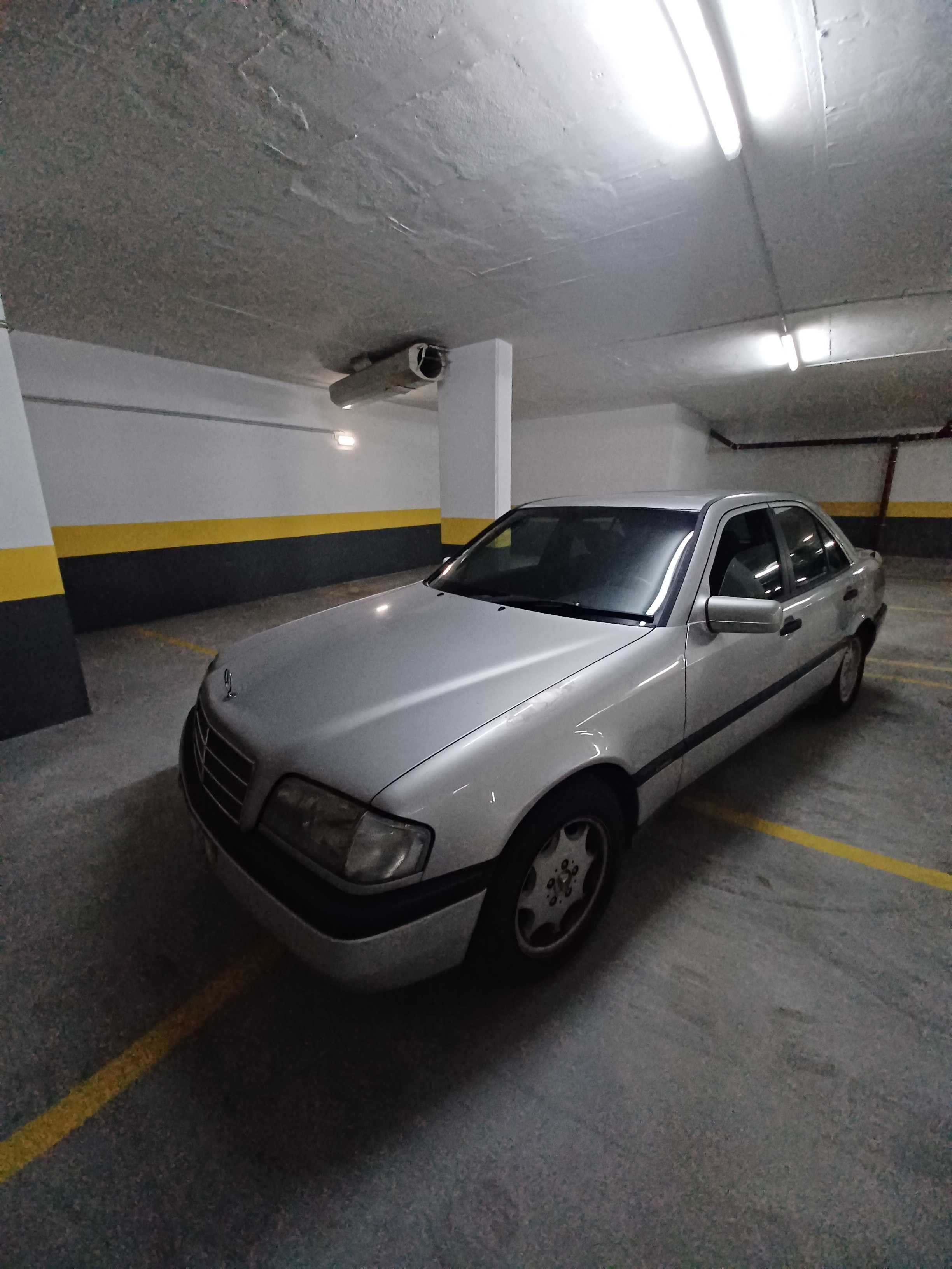 Mercedes Benz C220 spirit Diesel W202