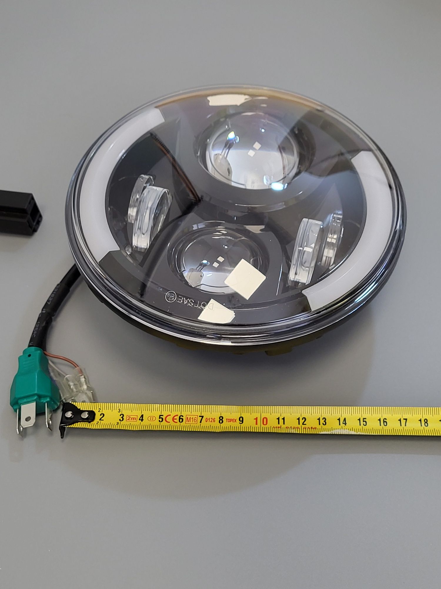 Uniwersalny okrągły reflektor LED 17,5 cm, chooper,  custom, motocykl