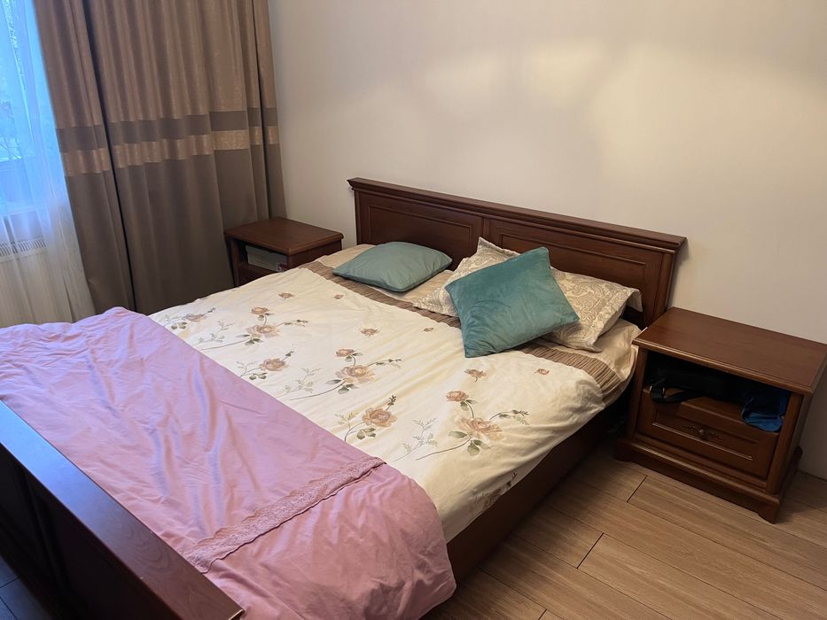 Łóżko 160*200 oraz 2 szafki