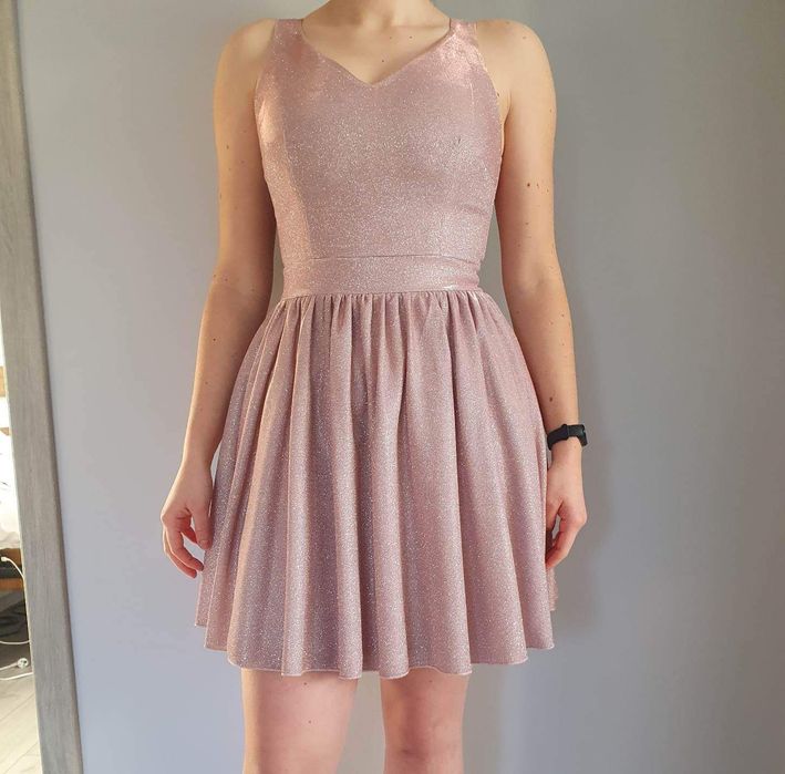 Przepiękna jasnoróżowa sukienka mini rozmiar 36 Maravilla Boutique