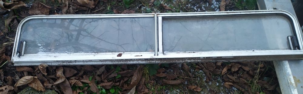 автобусные стекла Икарус