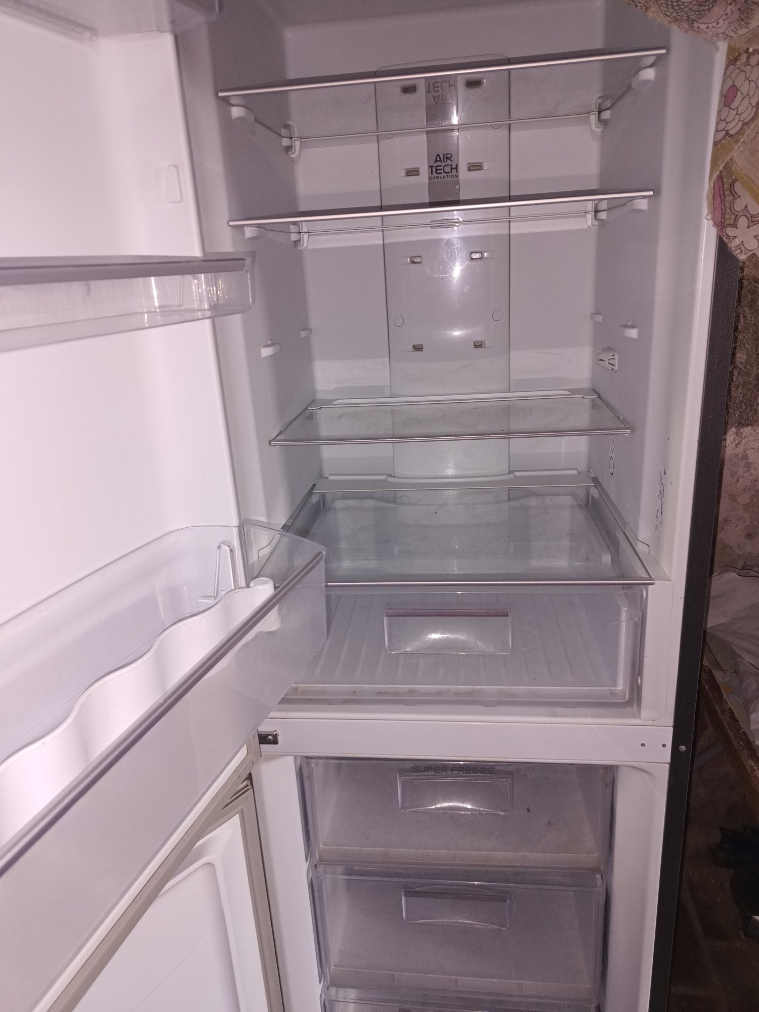 Lodówka hotpoint nie chłodzi