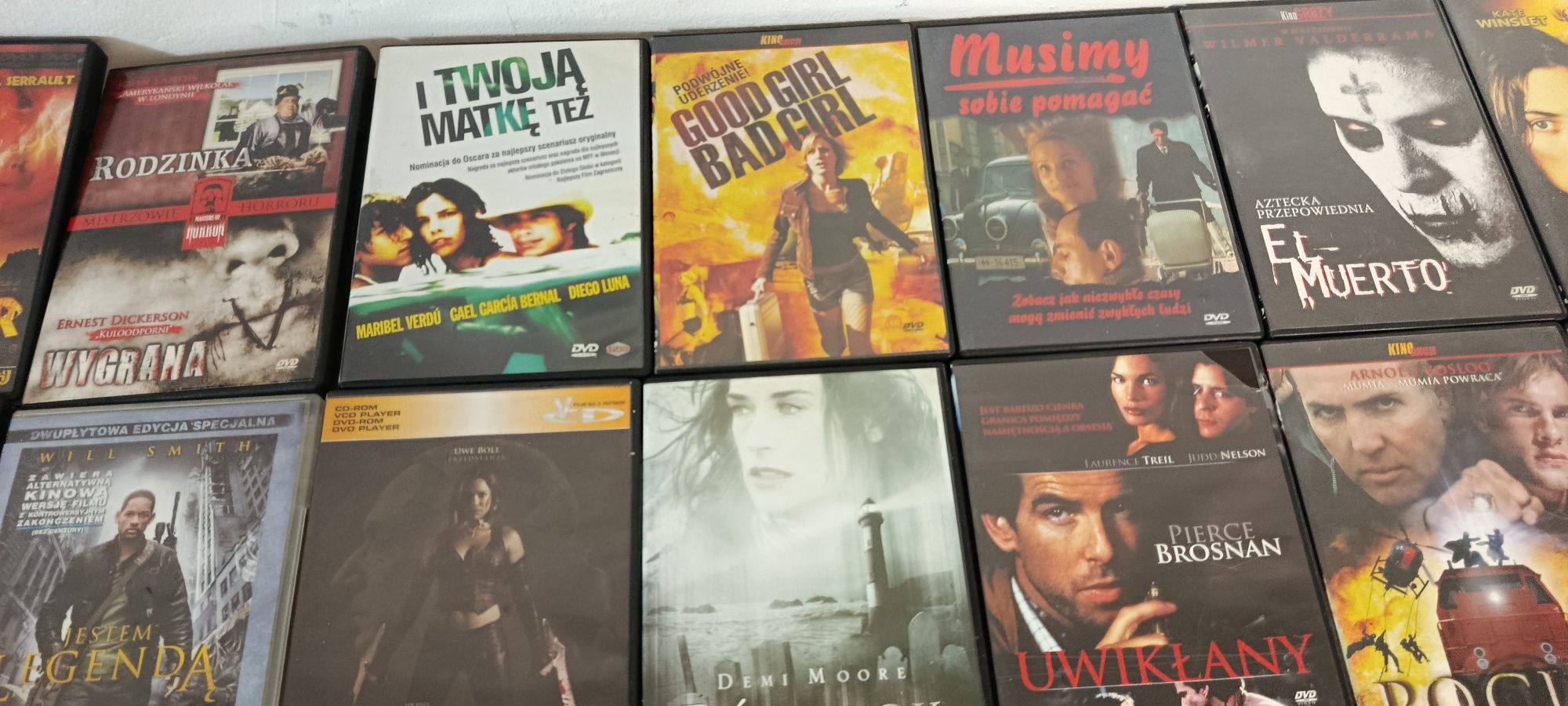 Filmy na DVD 30 sztuk