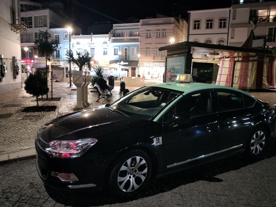 Cede-se licença de táxi lagos negociável