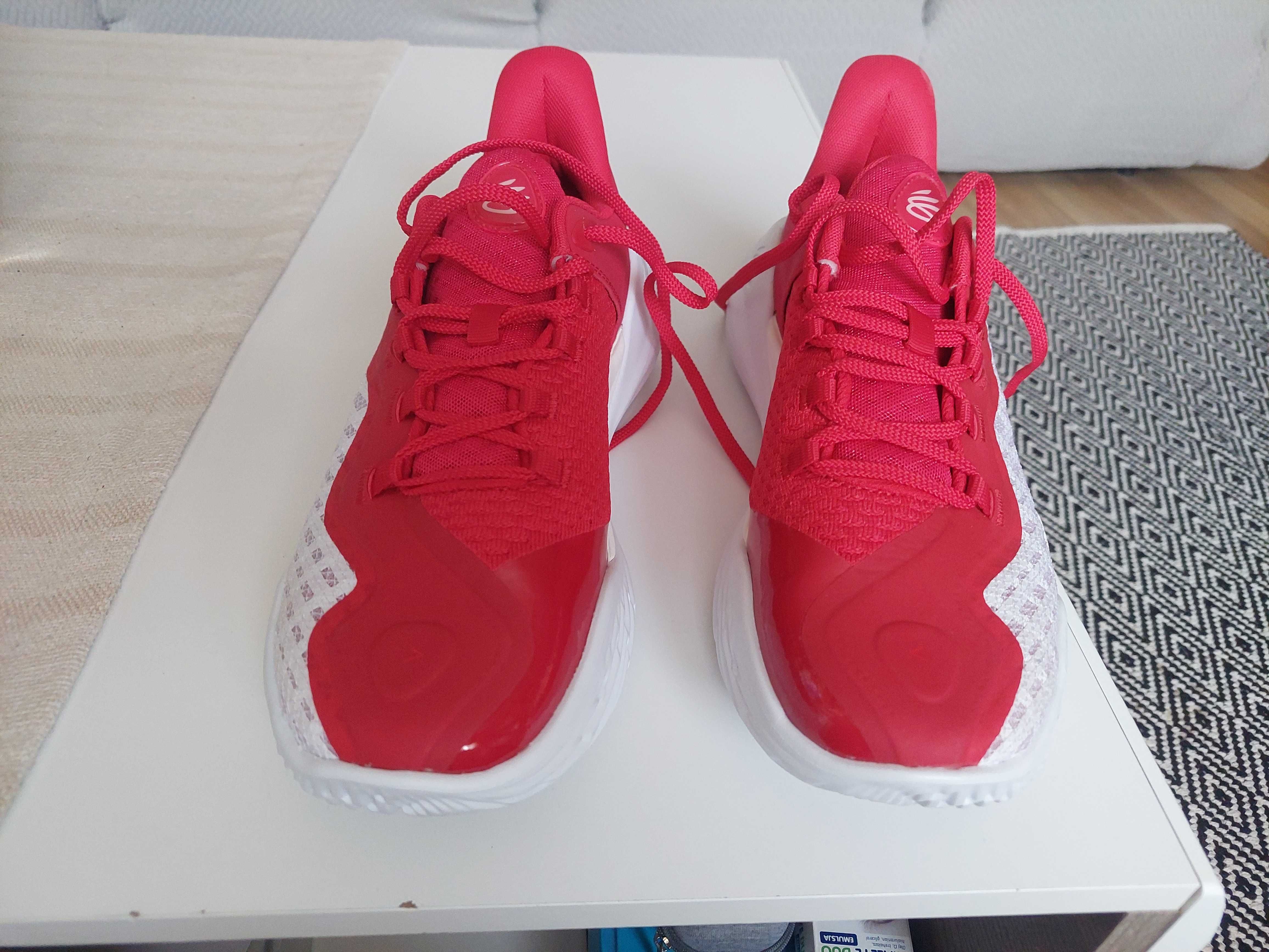 Buty do koszykówki Under Armour Curry 11 Team - czerwone/białe