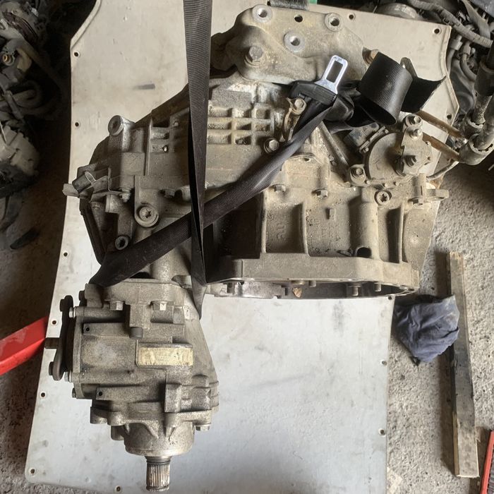 Коробка передач 2.0 Tiguan тигуан Aisin повний привід роздатка