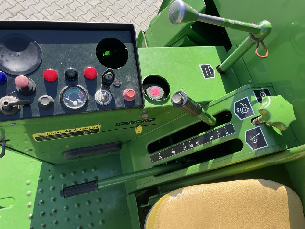 Комбайн John Deere 942