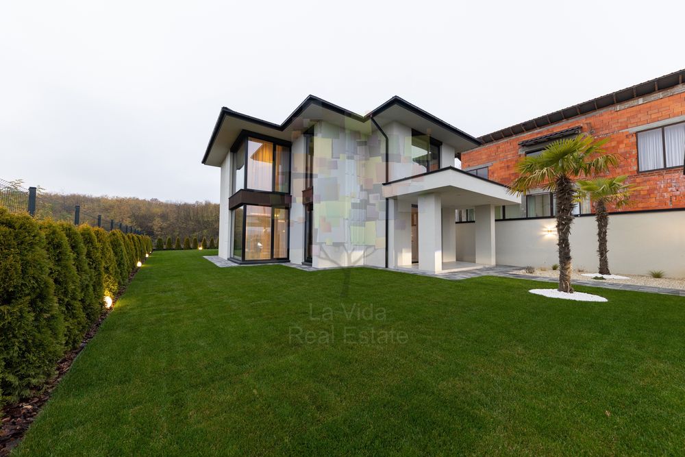 Без % Продаж будинку /Продаж  будинку в Ужгороді /Панорамний вид