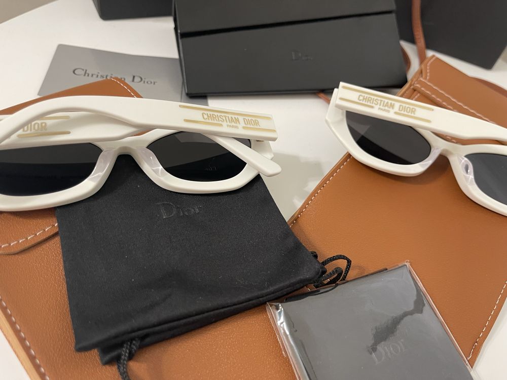 Розпродаж сонцезахисні окуляри Dior повний комплект