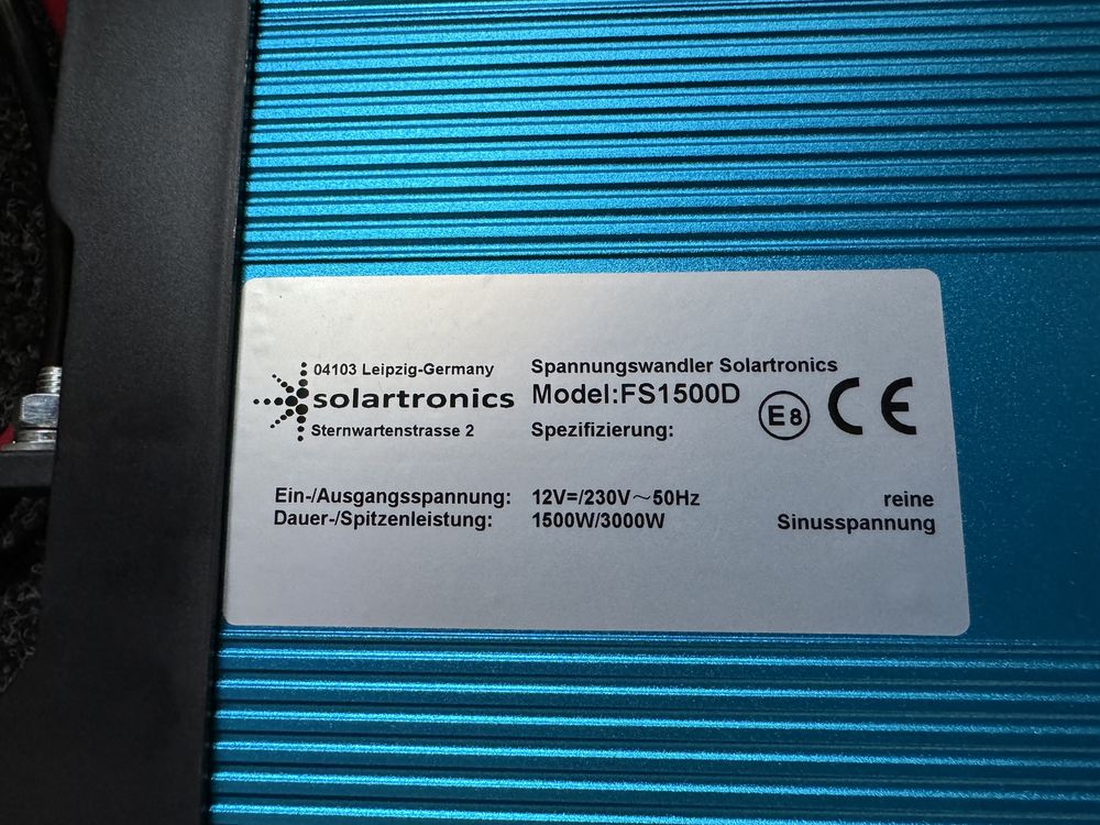 Инвертор solartronics FS1500D (1500W 12V)