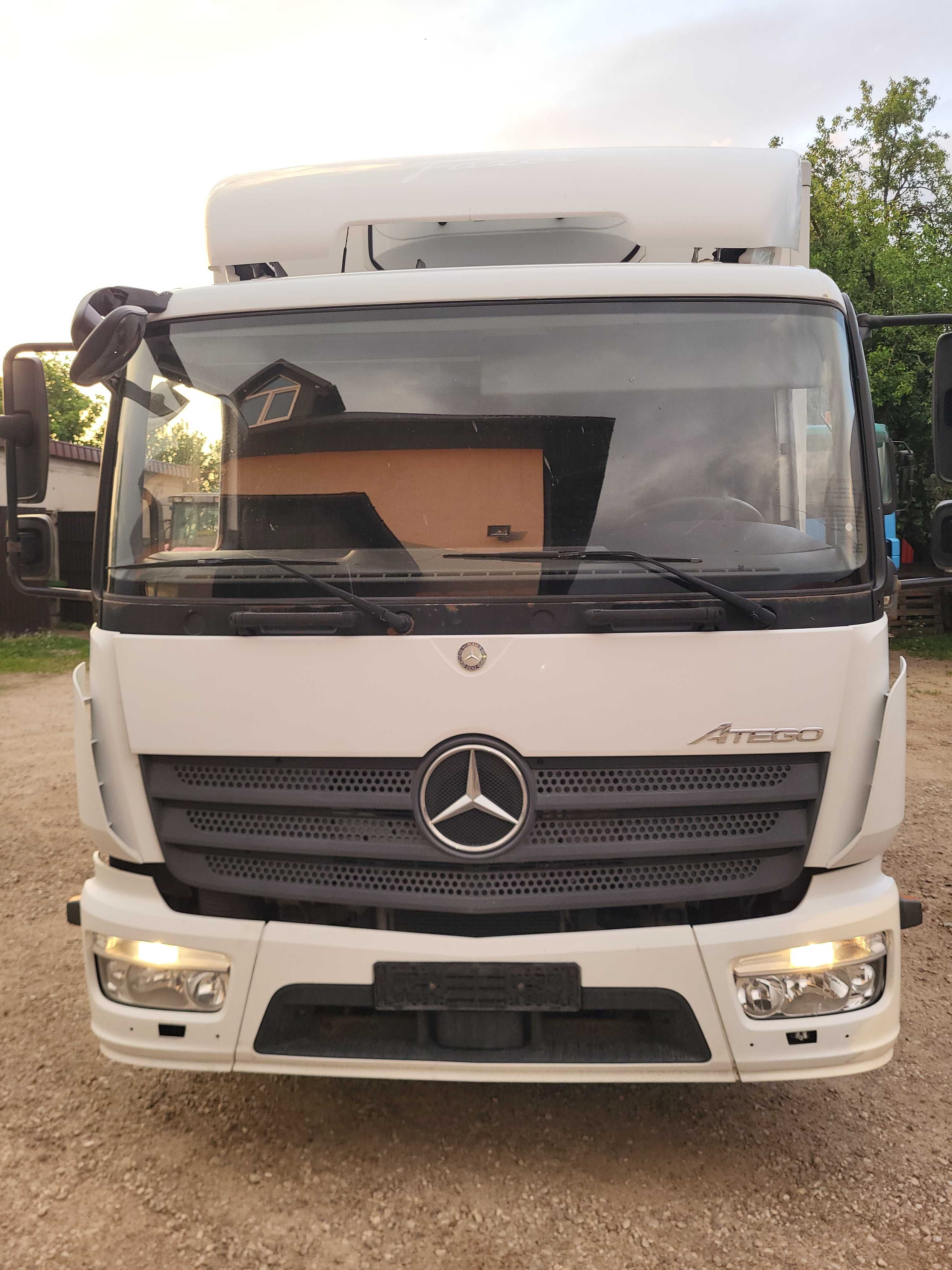 Mercedes Atego  3800kg ładowność izoterma